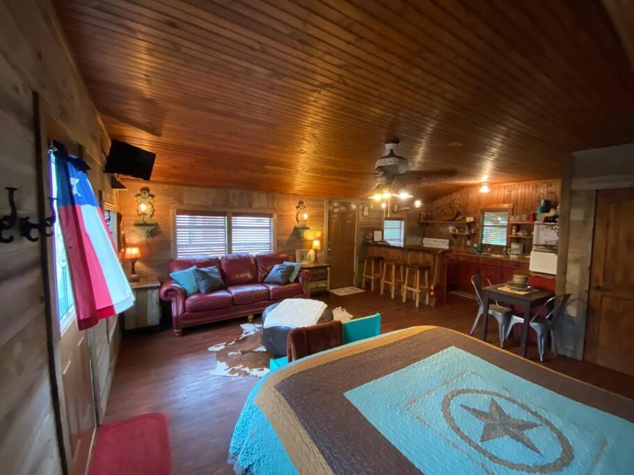 8Th St. Cowboy Haus I Biker Friendly I River Bandera Buitenkant foto