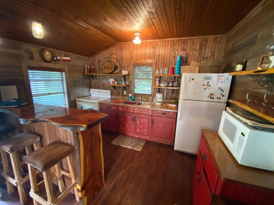 8Th St. Cowboy Haus I Biker Friendly I River Bandera Buitenkant foto